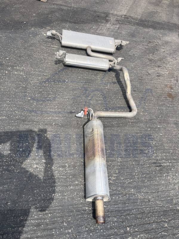 Volkswagen Golf 2020-2025 1.5 Petrol Exhaust Centre And Back Box Silencer – 5WA253611AB / 5Q0253411AT ( Call Office For Delivery Quote )