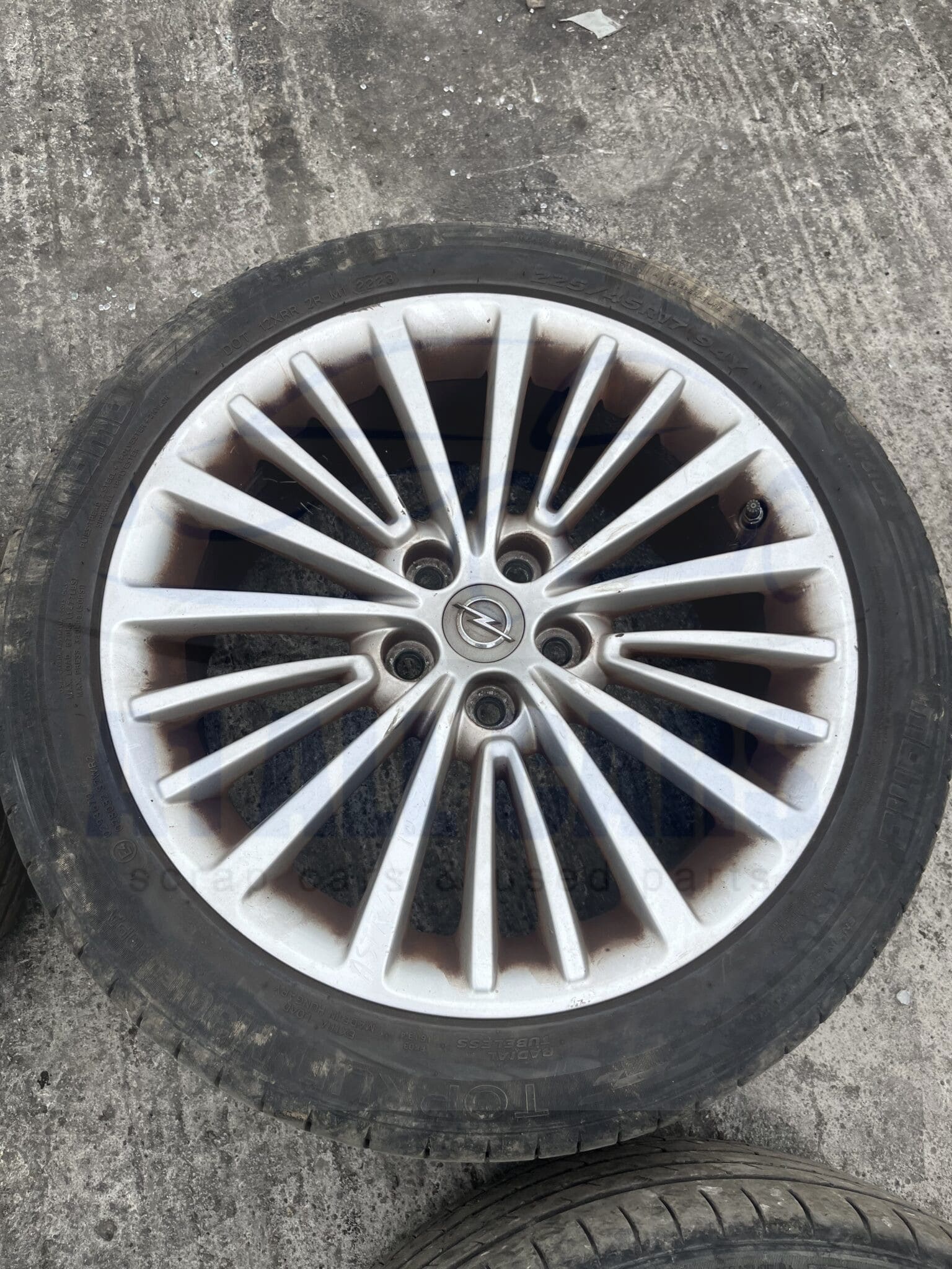 Vauxhall Astra 2015-2021 Full Set Of 17″ Alloy Wheels And Tyres – 225/45/17