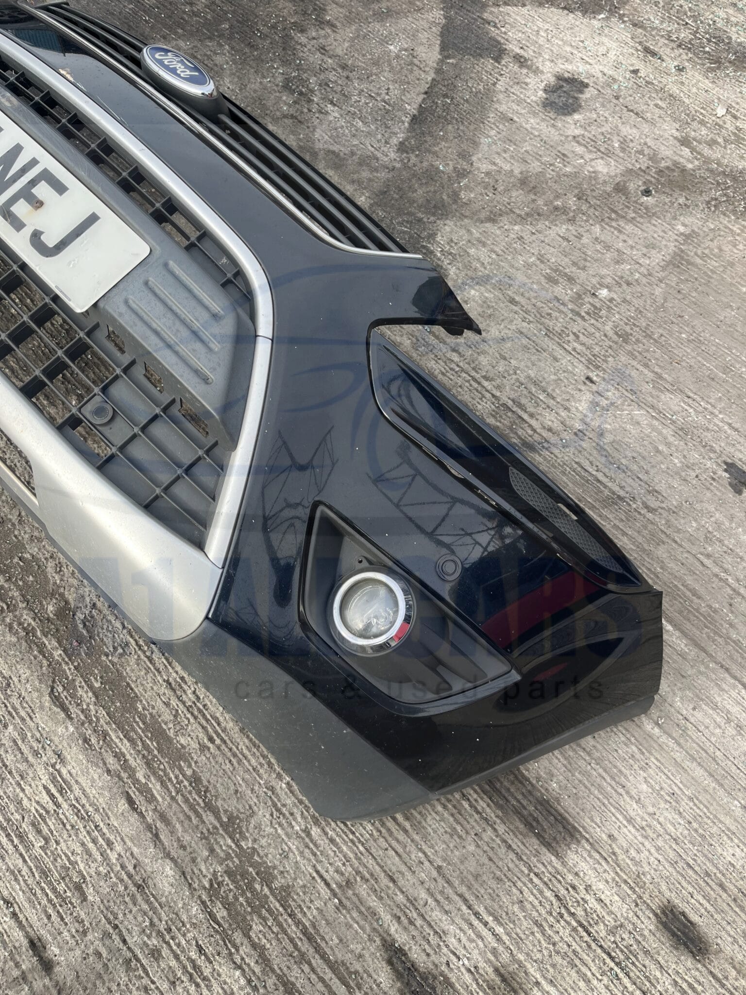 Ford Kuga 2008-2012 Front Bumper With Fogs And Sensors – Black F8 Colour Code