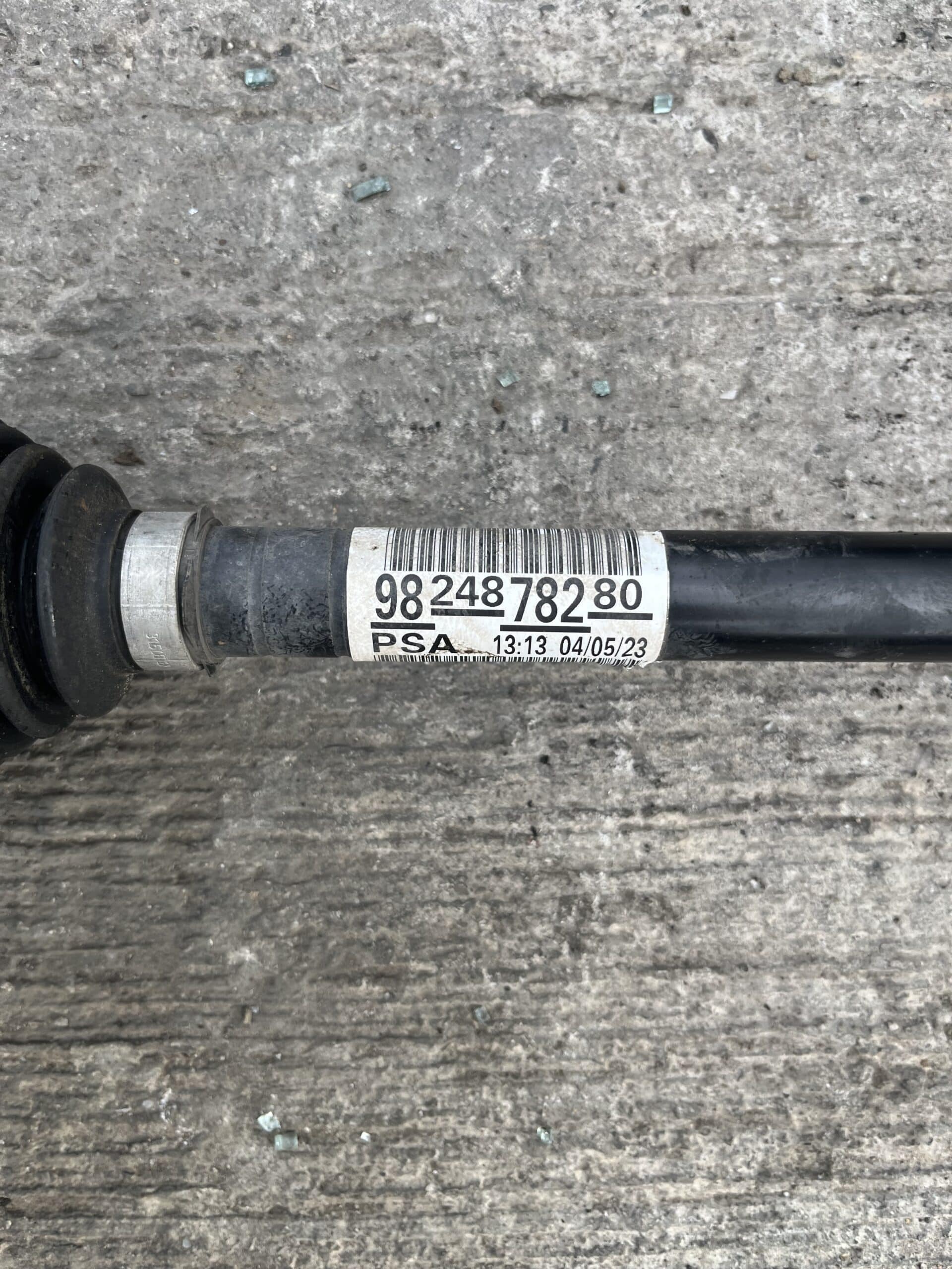Vauxhall Mokka / Peugeot 2008 2020-2025 1.2 Petrol 6 Speed Manual Near Side Driveshaft – 9824878280