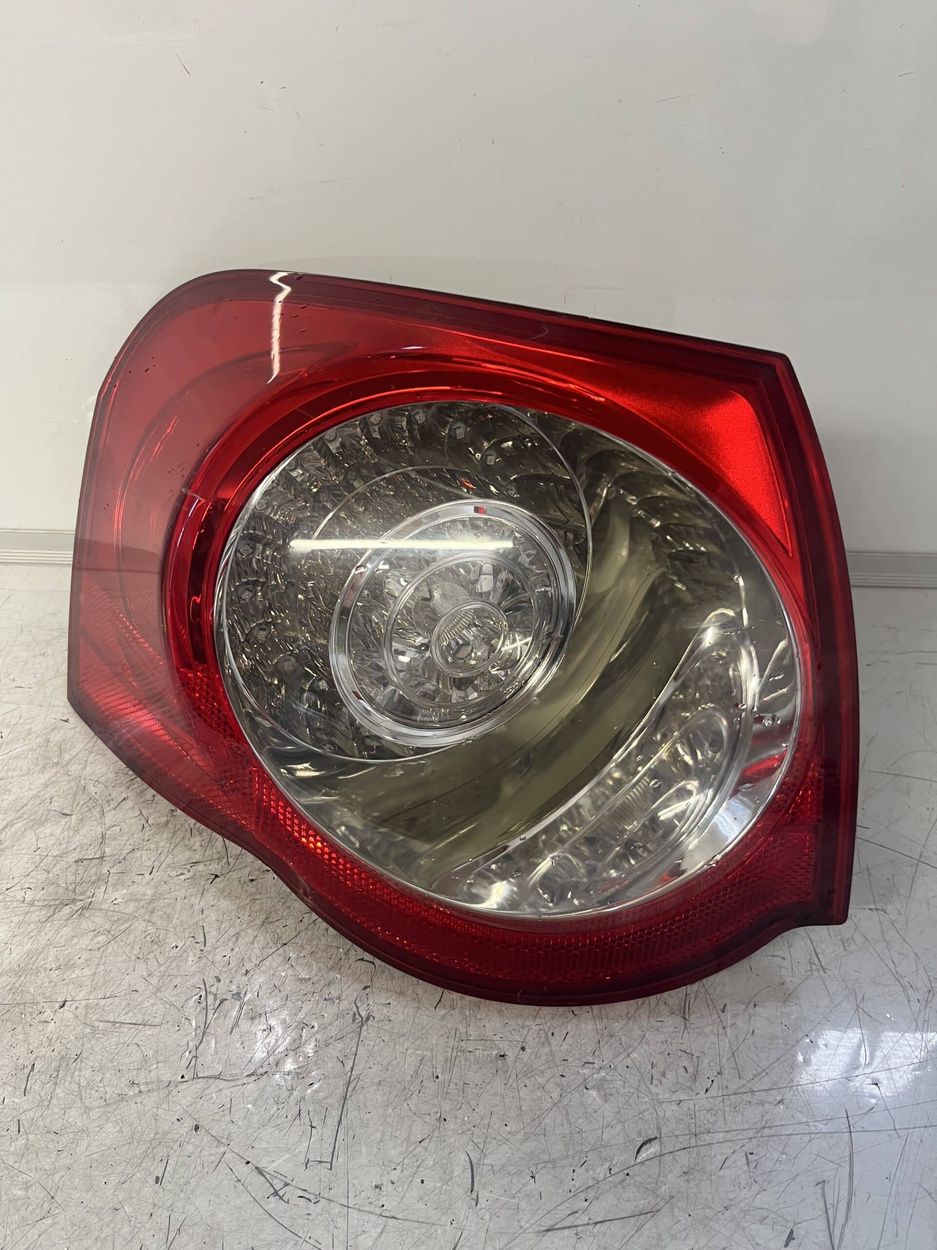 Volkswagen Passat 2005-2010 Estate Near Side Taillamp ( LED )