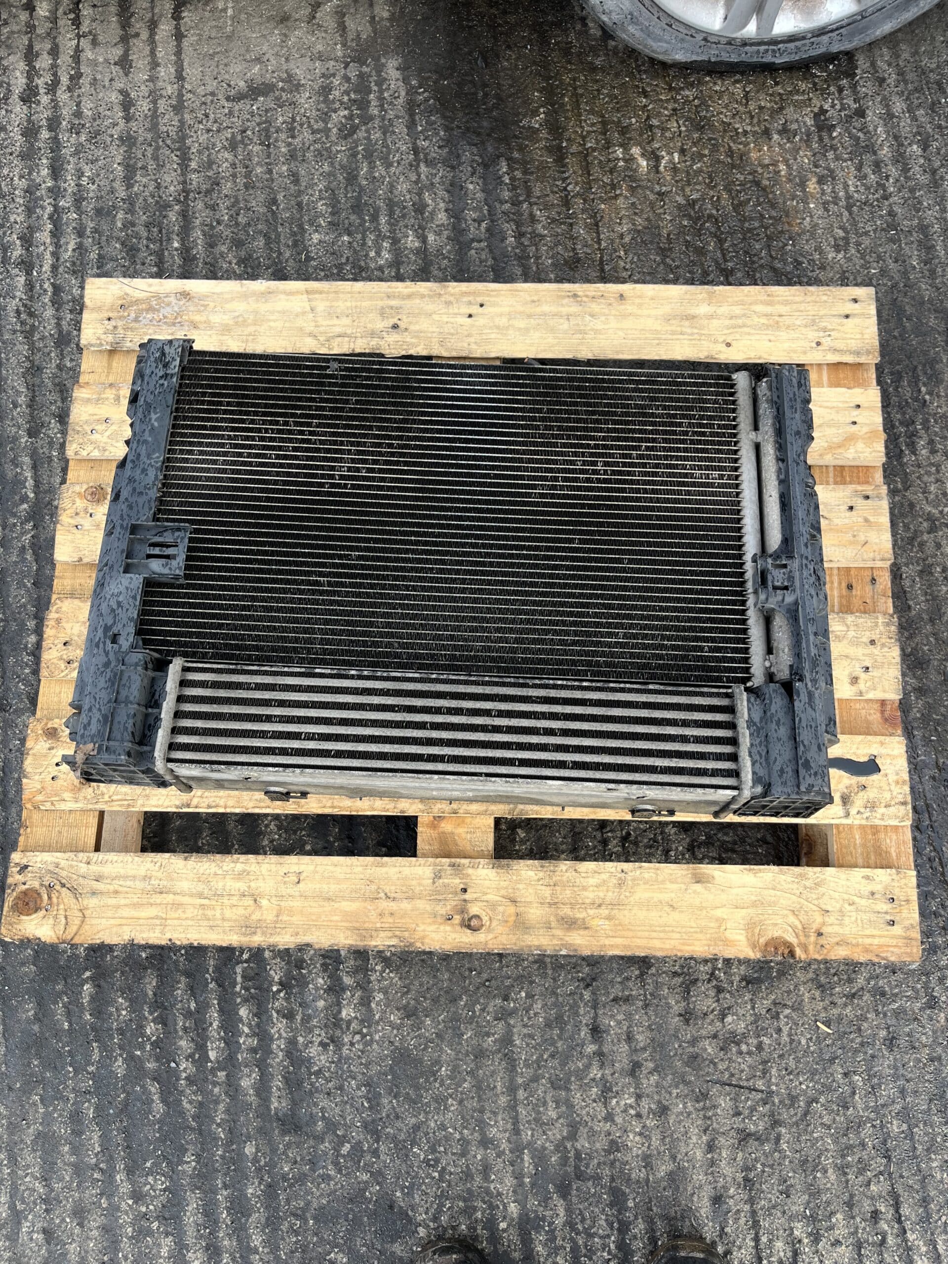 BMW 3 Series 2007-2011 2.0 Diesel Manual Radiator Pack – 781025803 / 7963644