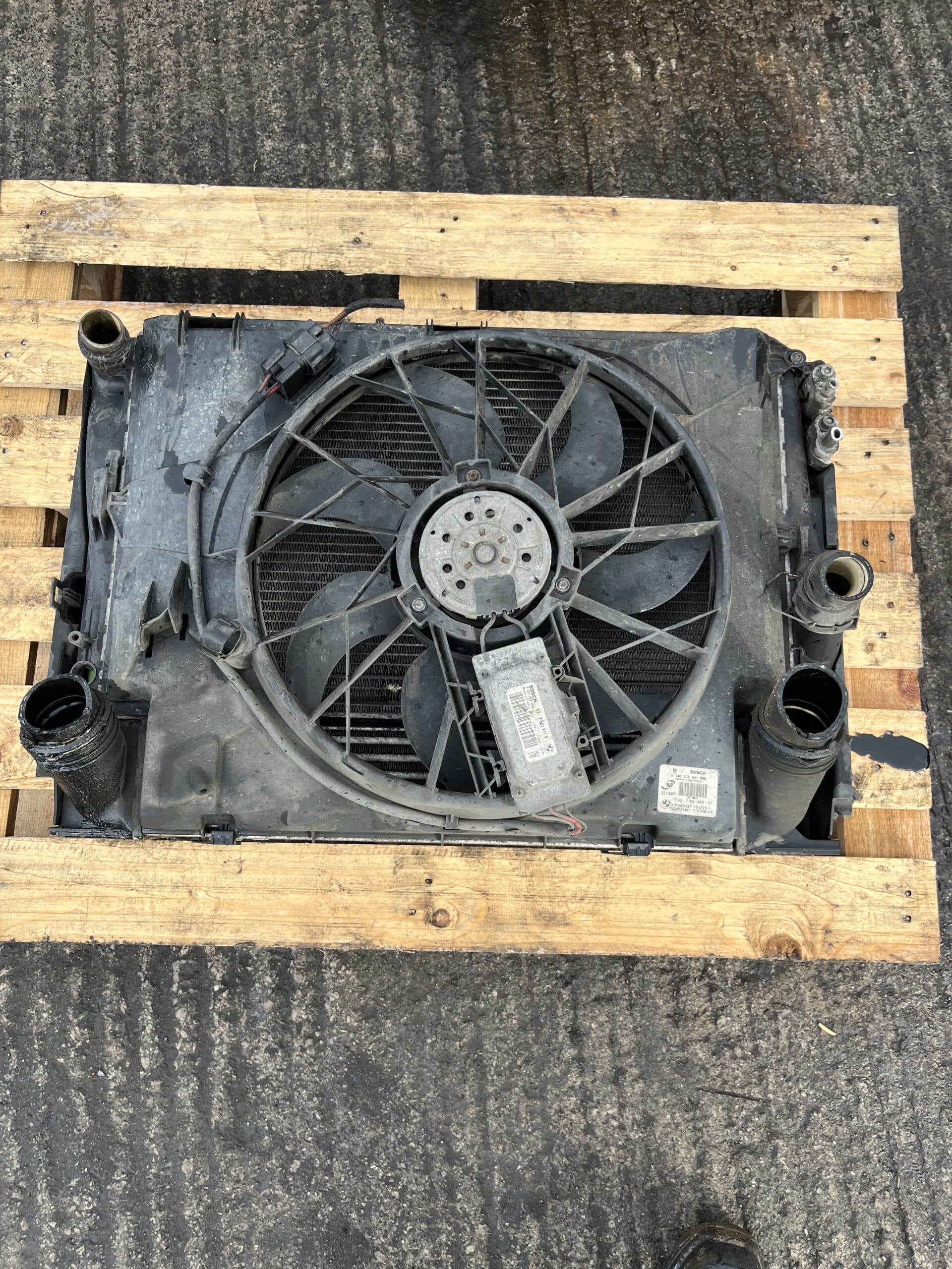 BMW 3 Series 2007-2011 2.0 Diesel Manual Radiator Pack – 781025803 / 7963644