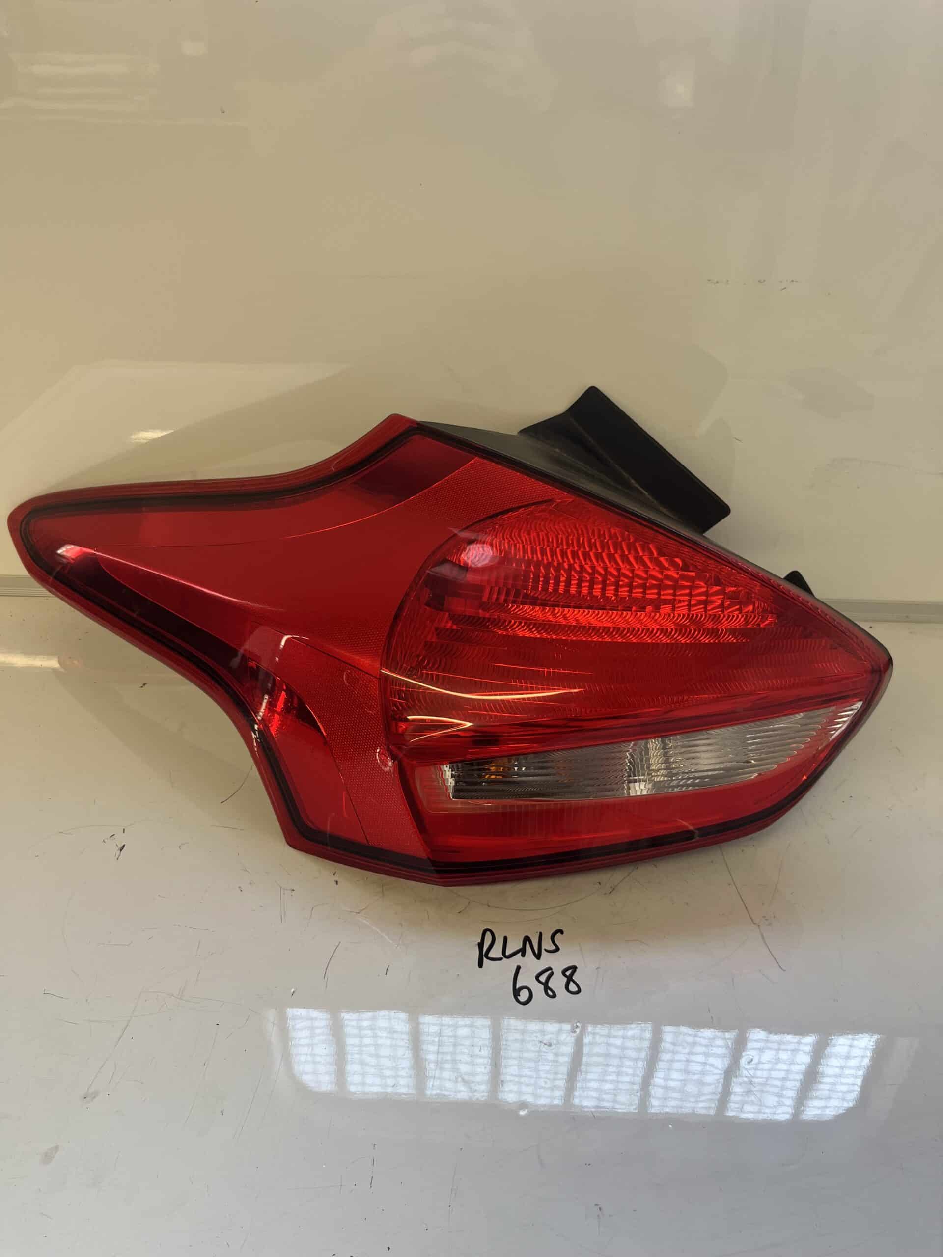 Ford Focus 2015-2017 5 Door Hatchback Near Side Taillamp