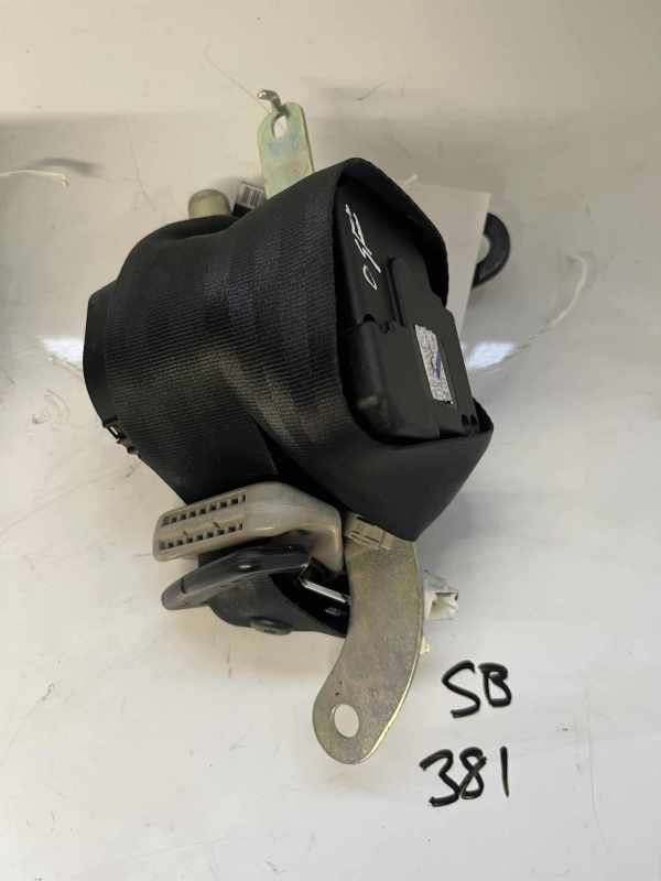 Nissan Micra 2003-2009 5 Door Hatchback Off Side Front Seatbelt – 86884AY221