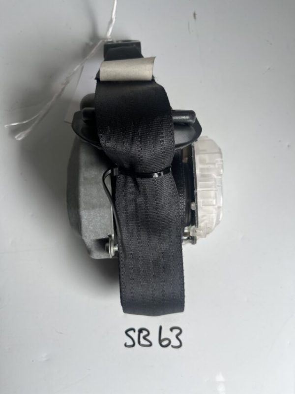 Citroen C1 / Peugeot 107 / Toyota Aygo 2005-2012 3 Door Hatchback Near Side Front Seatbelt