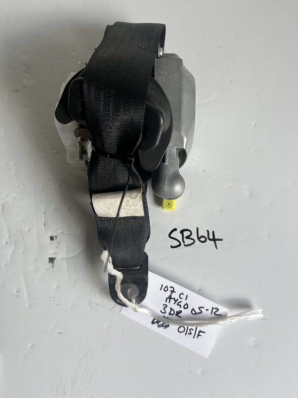 Citroen C1 / Peugeot 107 / Toyota Aygo 2005-2012 3 Door Hatchback Off Side Front Seatbelt