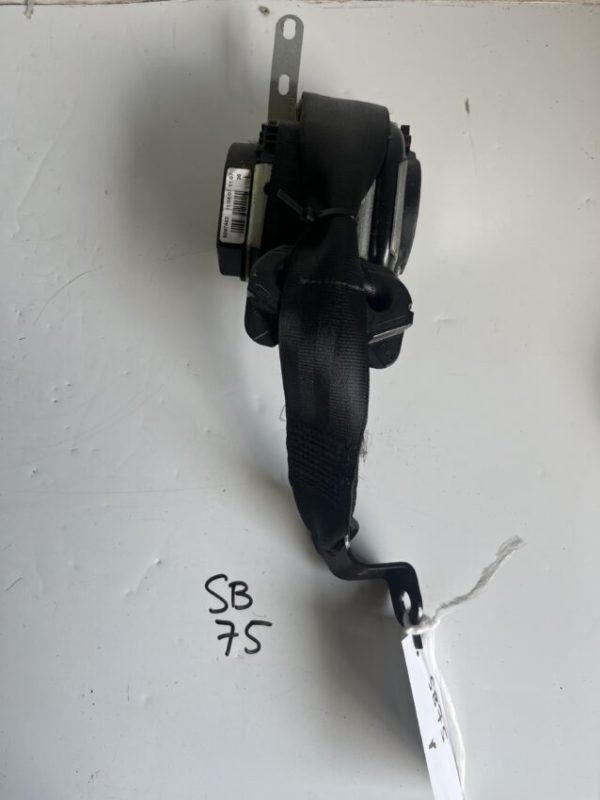 Volkswagen Polo 2002-2009 5 Door Hatchback Near Side Front Seatbelt – 6Q4857705M