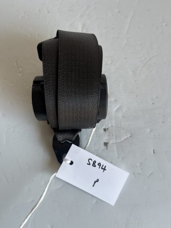 Vauxhall Zafira Tourer 2012-2017 5 Door MPV Near Side Rear Seatbelt – 13332239