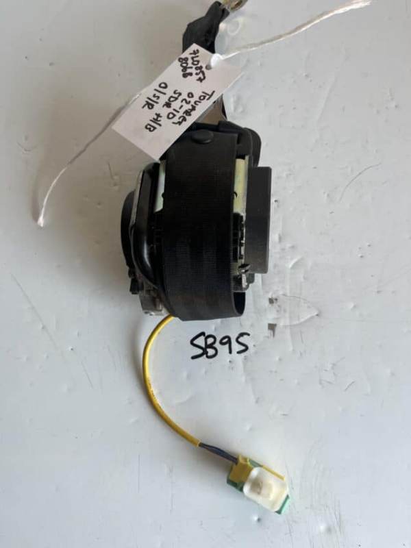 Volkswagen Touareg 2002-2010 5 Door Hatchback / 4×4 Off Side Rear Seatbelt – 7L0857806B