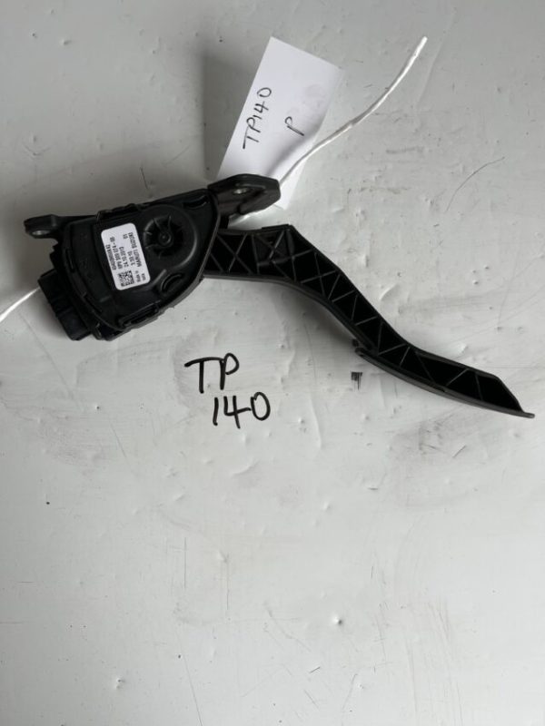 Suzuki Alto / Nissan Pixo 2009-2015 1.0 Petrol Throttle Pedal – 49400M68K42