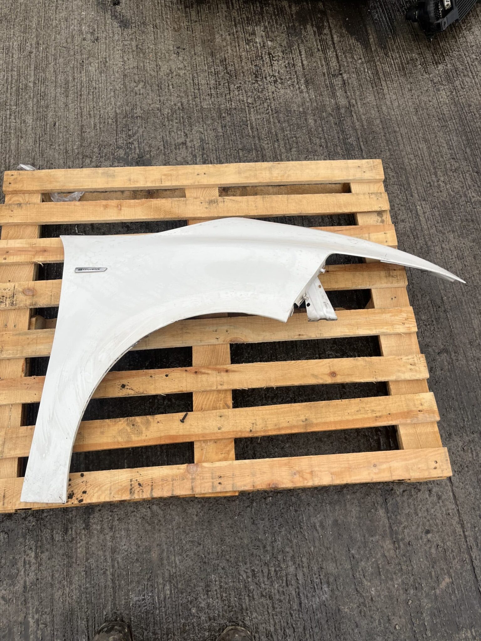 Citroen C4 Picasso 2013-2018 Off Side Wing – White EWPA Colour Code