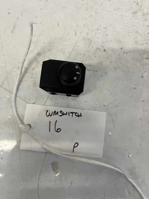 Suzuki Swift 2005-2010 Door Mirror Switch