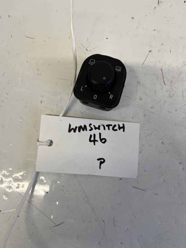 Skoda Superb 2008-2015 Electric / Power Fold Door Mirror Switch – 3T0959565A