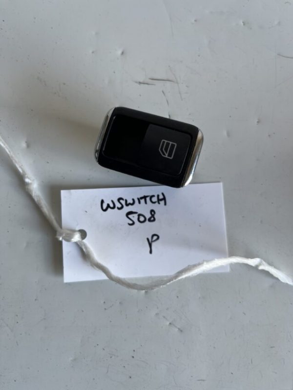 Mercedes C Class 2007-2012 Saloon / Estate Near Side Front Window Switch – A2048707358