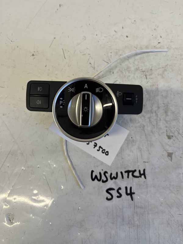 Mercedes C Class 2007-2012 Headlamp Switch – A2129057500