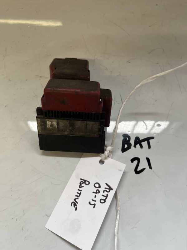 Suzuki Alto 2009-2015 Positive Battery Terminal / Fuse