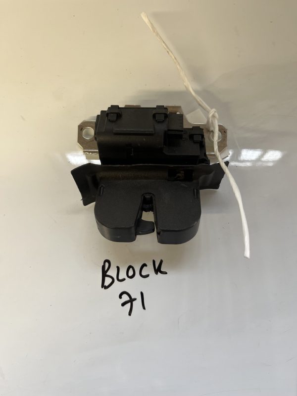 Vauxhall Insignia 2009-2013 5 Door Hatchback Tailgate Locking Mechanism