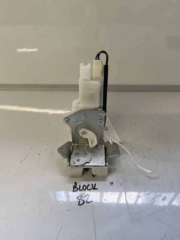 Suzuki Swift 2011-2017 Hatchback Tailgate Locking Mechanism – No Numbers See Picture