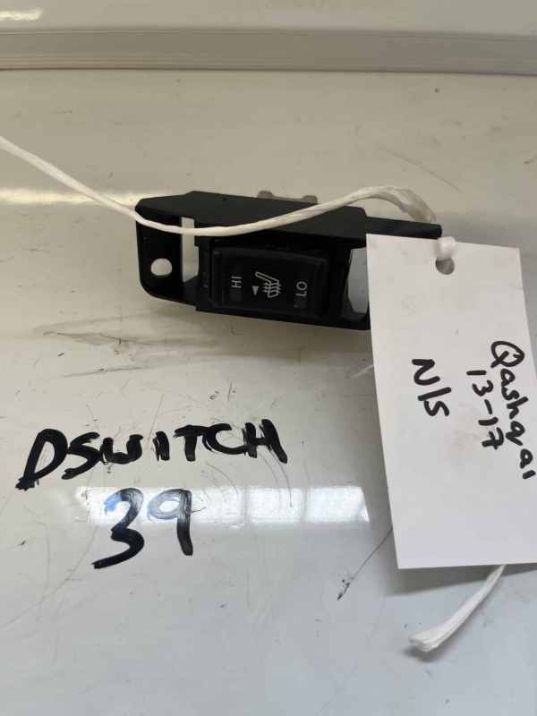 Nissan Qashqai 2013-2017 Near Side Heated Seat Switch / Switches / Button – 6 Pin Plug