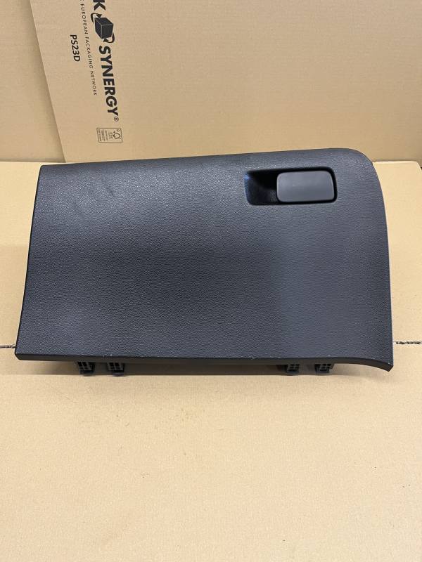 Hyundai i20 2014-2020 Glovebox – Black