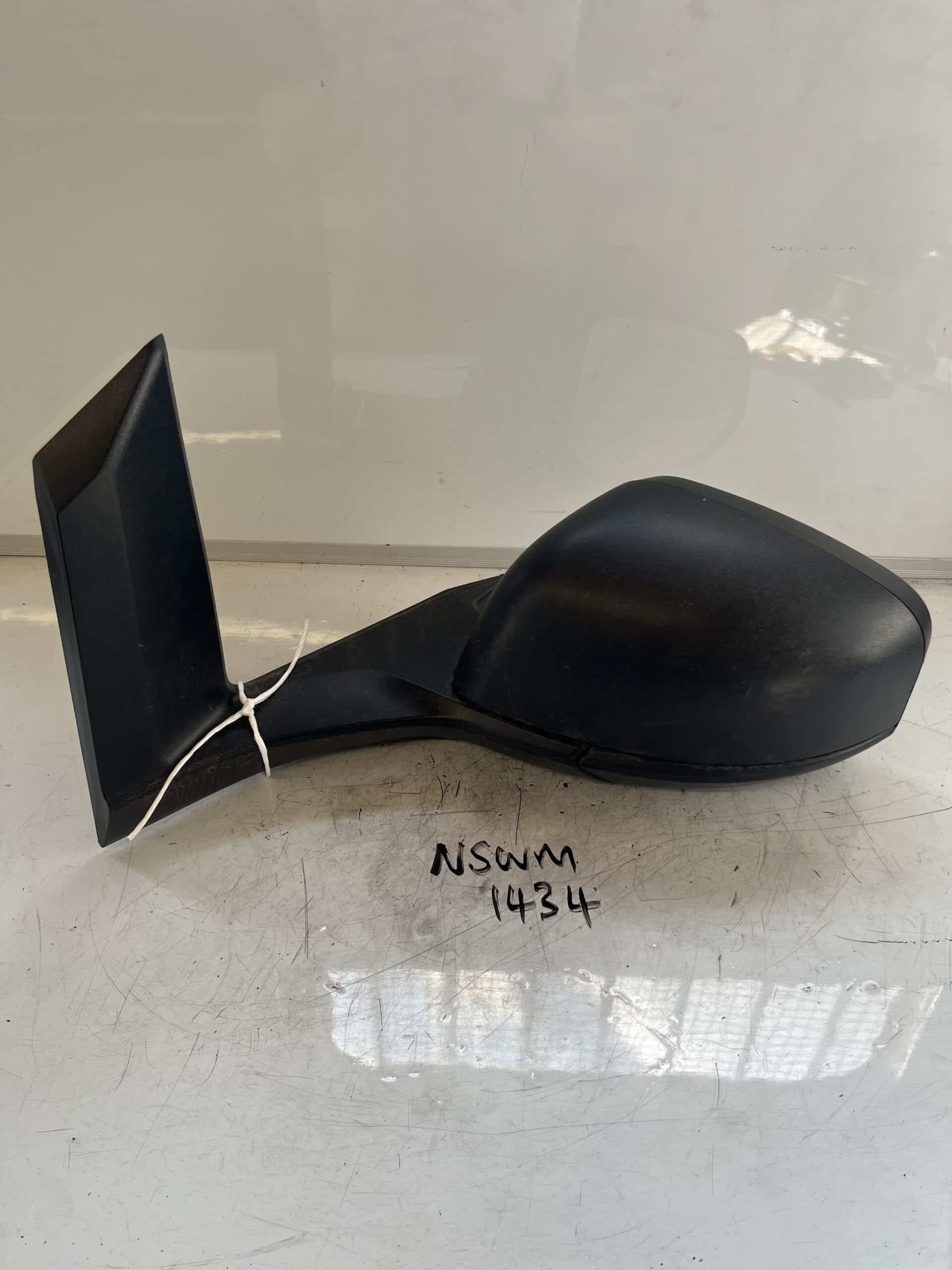 Ford Transit Connect 2014-2022 MK2 Near Side Manual Door Mirror – Black Plastic