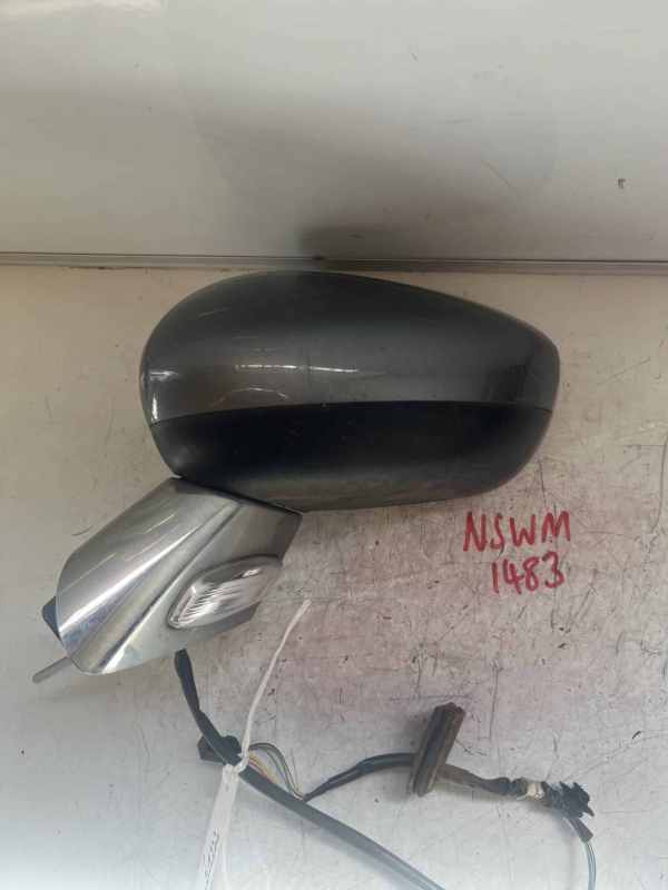 Citroen C3 2010-2016 Near Side Electric Door Mirror – Grey KTHC Colour Code