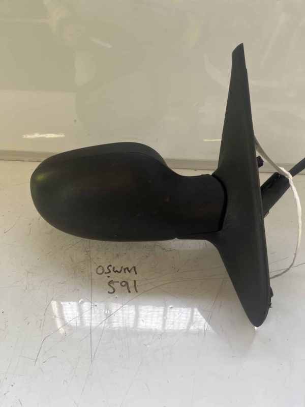 Renault Clio 2001-2005 Off Side Manual Door Mirror – Black Plastic