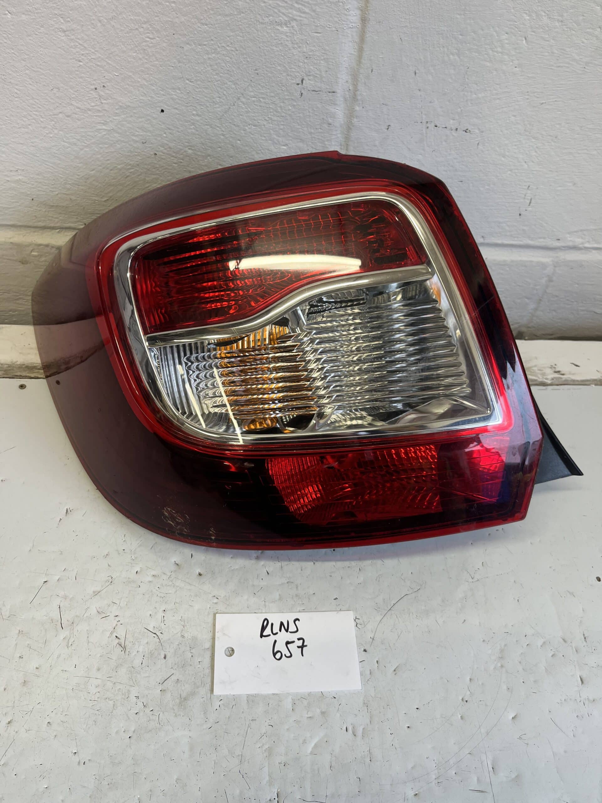 Dacia Sandero 2012-2017 5 Door Hatchback Near Side Taillamp – 265550577R
