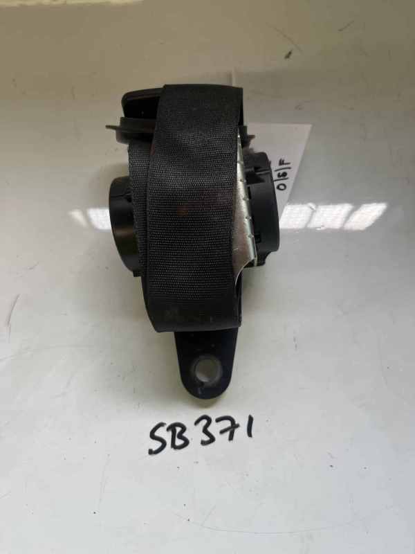 BMW Mini 2006-2015 3 Door Hatchback Off Side Front Seatbelt – 601028800E