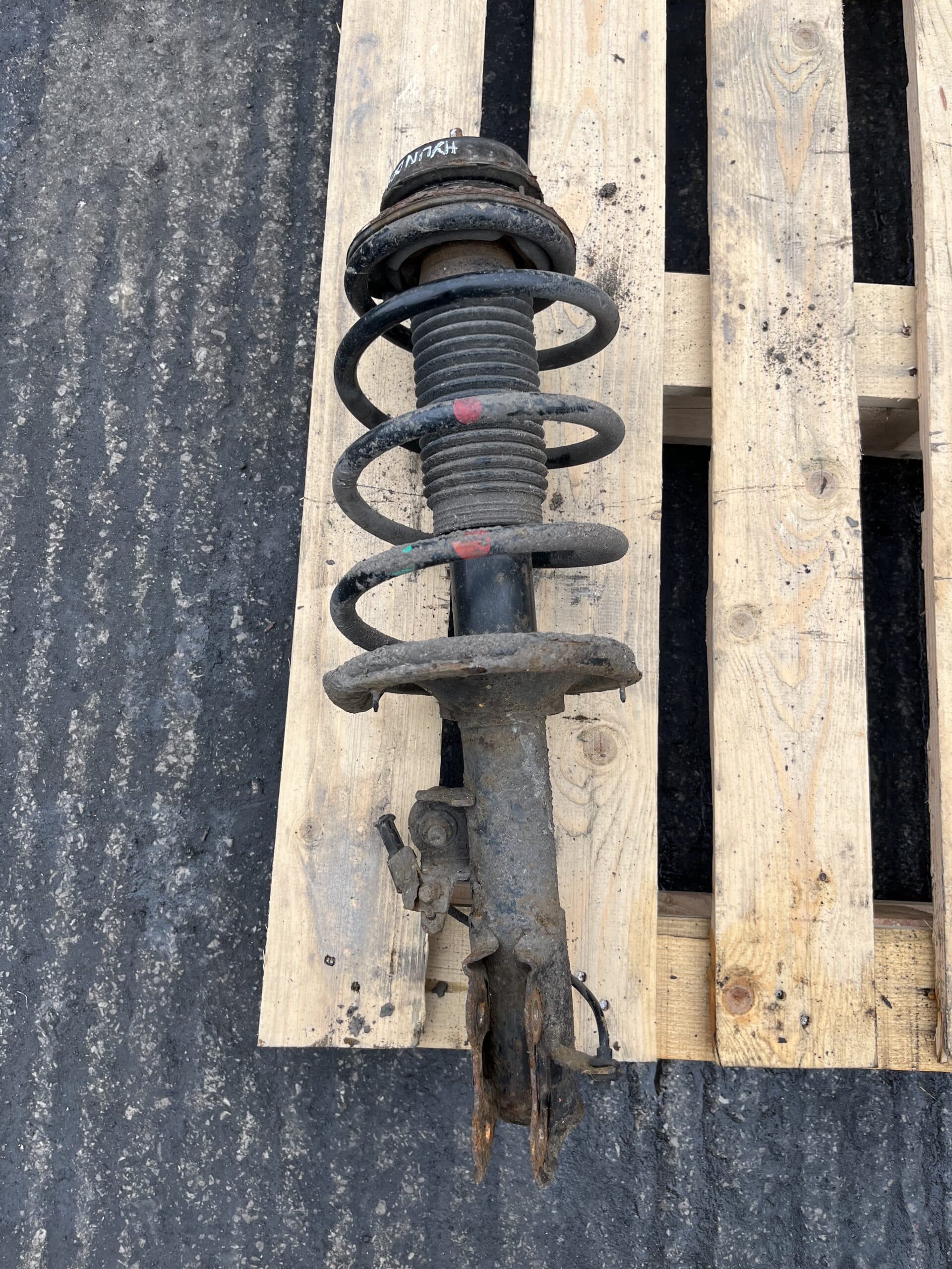 Hyundai i20 2009-2015 1.2 Petrol Near Side Front Shock Absorber