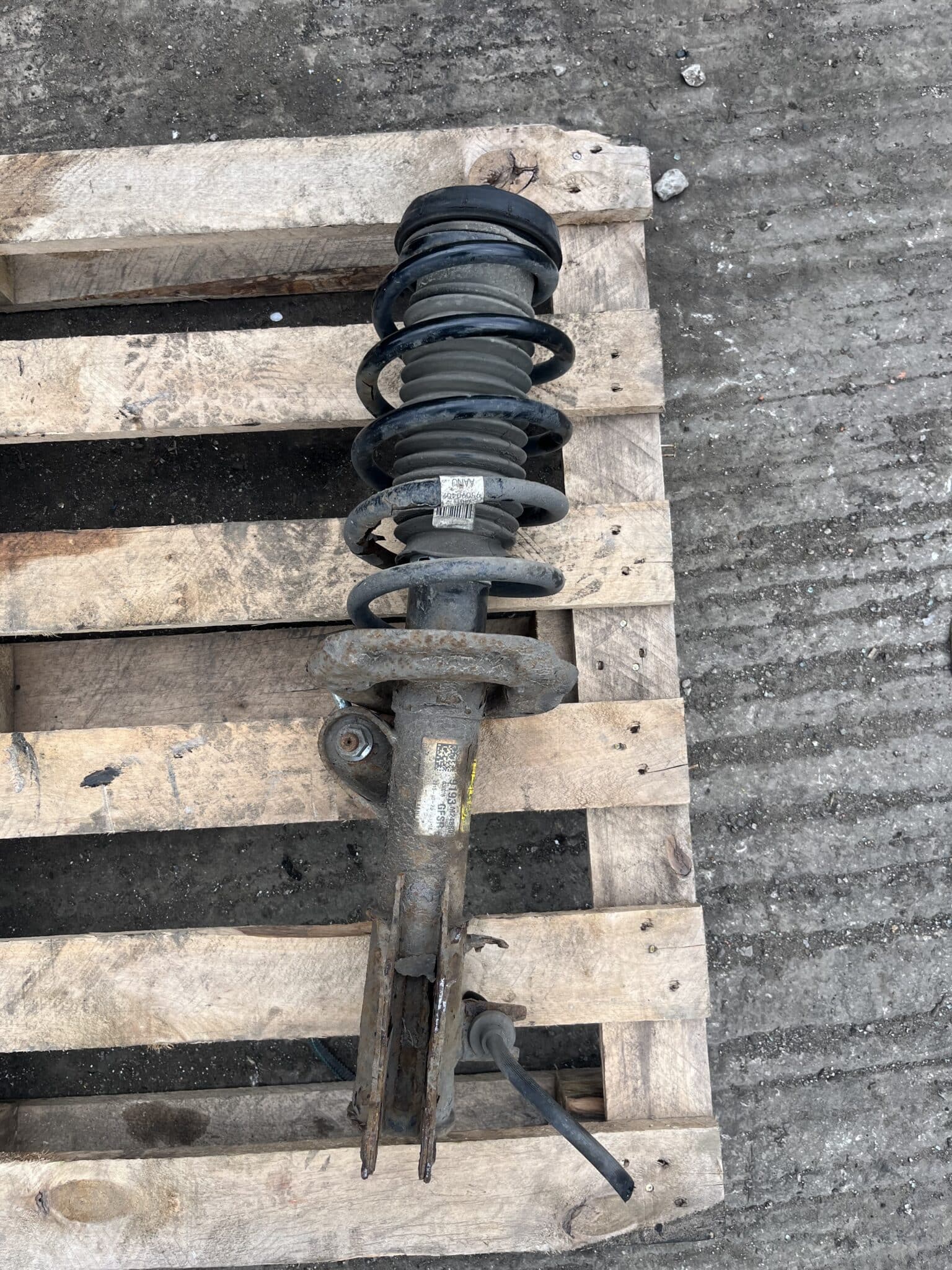 Vauxhall Mokka 2012-2019 1.6 CDTI Off Side Front Shock Absorber