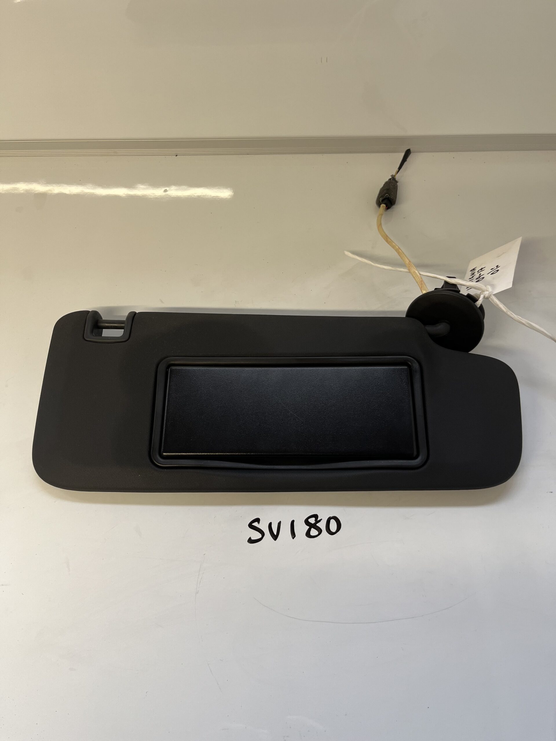 Vauxhall Insignia 2009-2017 Off Side Sun Visor With Mirror / Light – Black