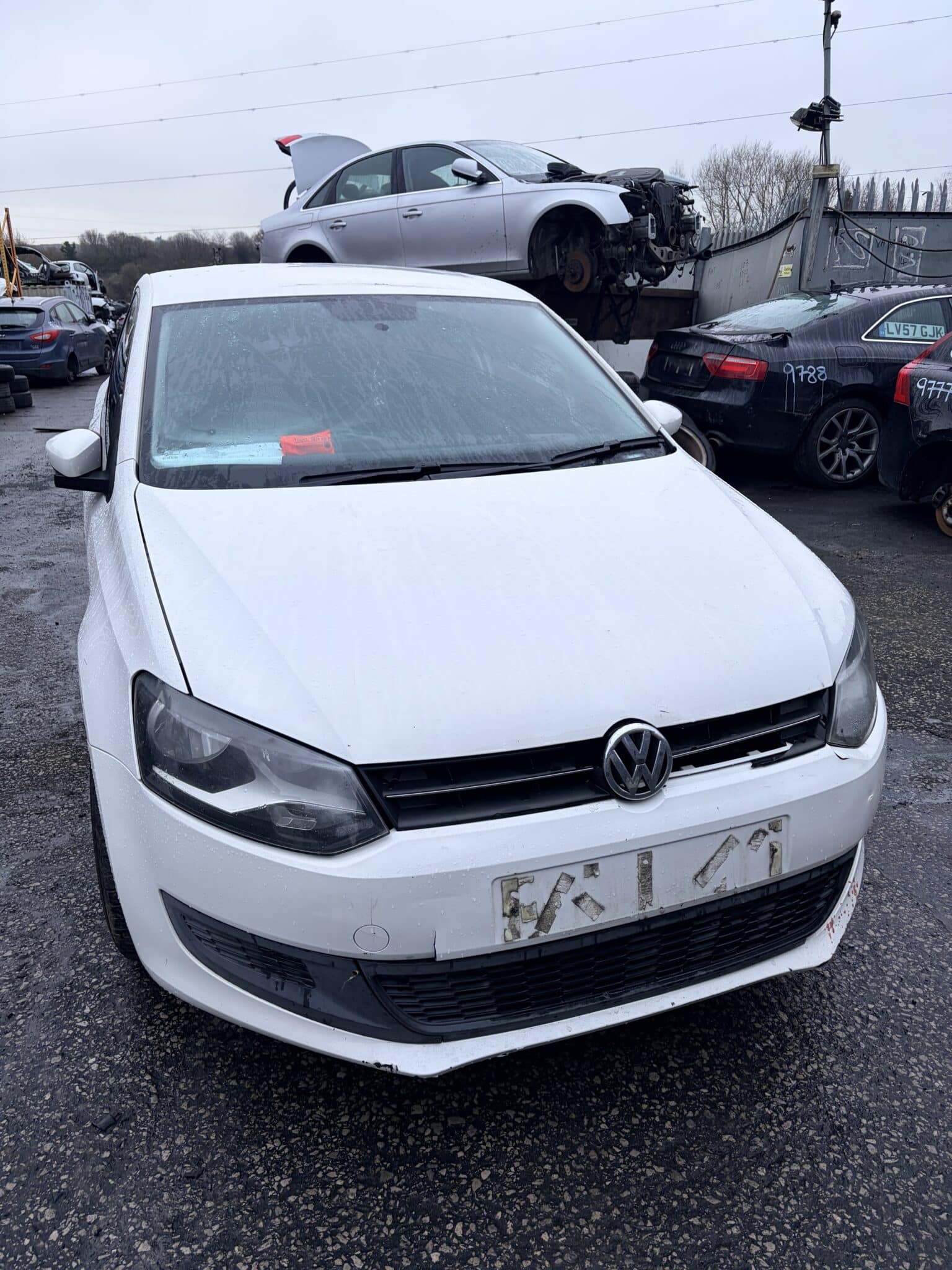 Volkswagen Polo SE DSG 2009-2014 1.4 Petrol 7 Speed Automatic 3 Door Hatchback White LB9A Breaking for Parts