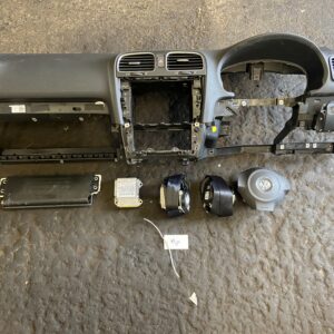 Volkswagen Golf 2008-2012 Hatchback / Estate Full Airbag Kit – Dash – Airbags – Module – Seatbelts (5 Door)