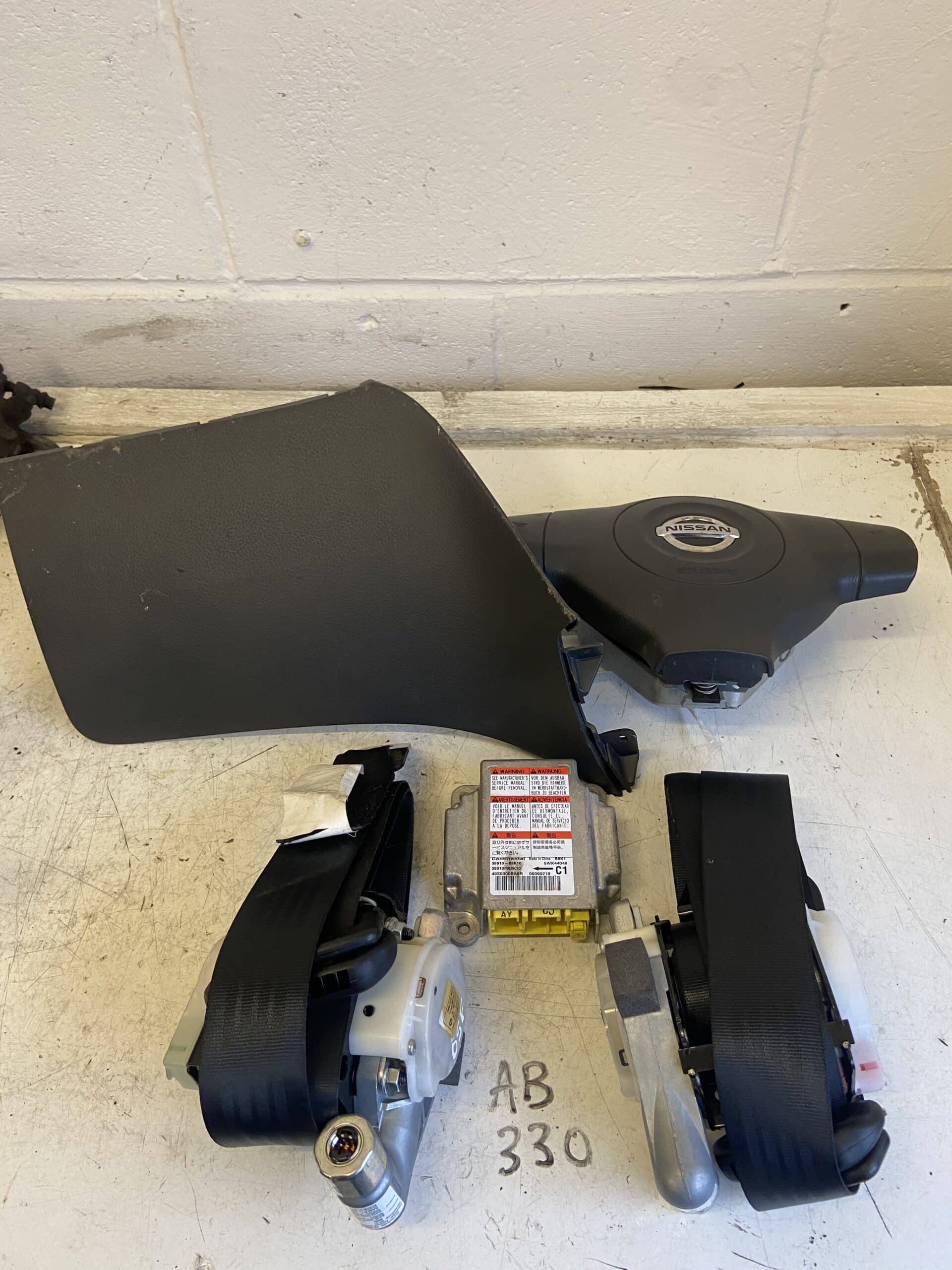 Nissan Pixo 2009-2014 Full Airbag Kit – Airbags , Module And Seatbelts