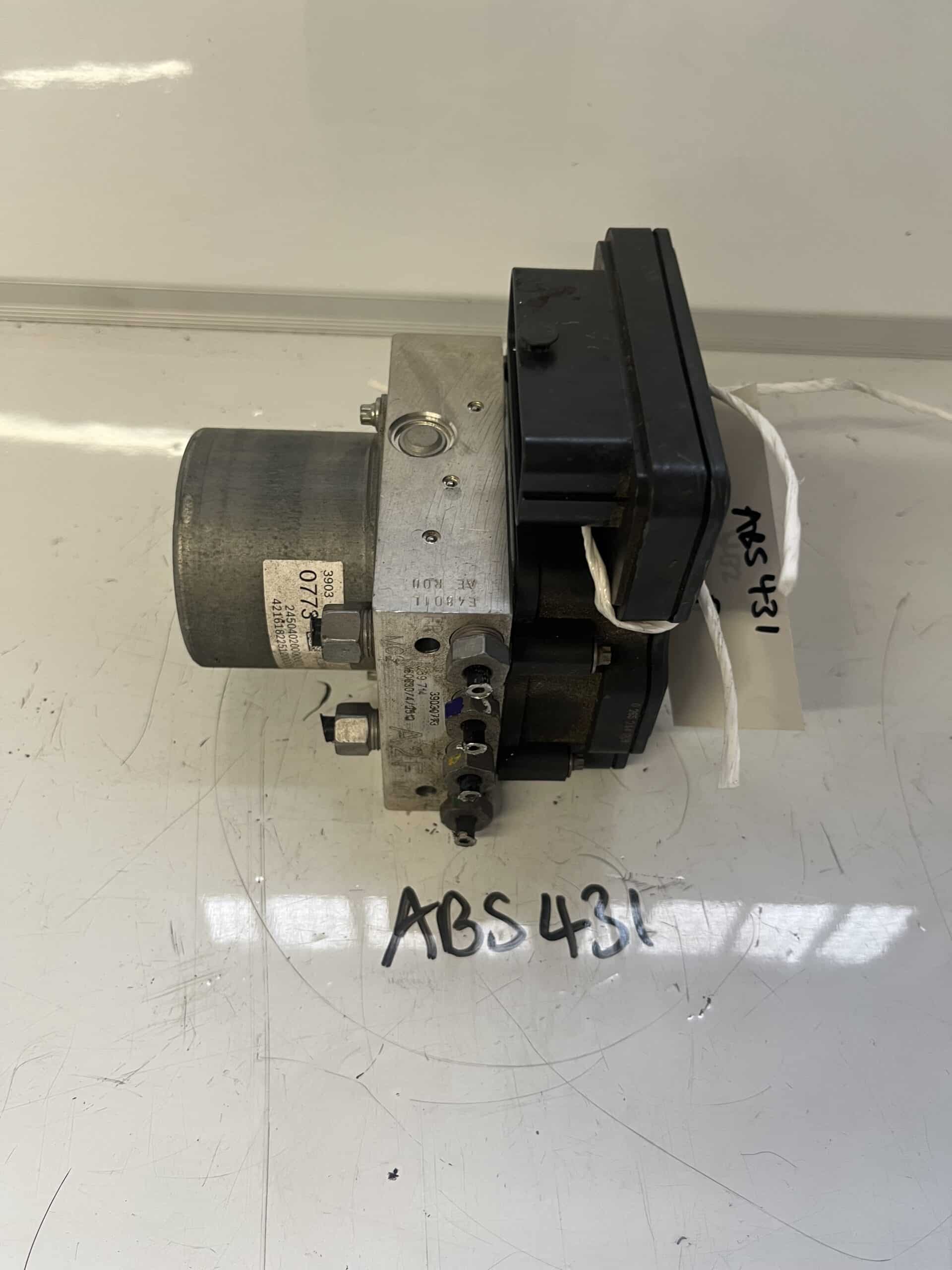 Vauxhall Astra 2015-2021 ABS Pump – 39030773