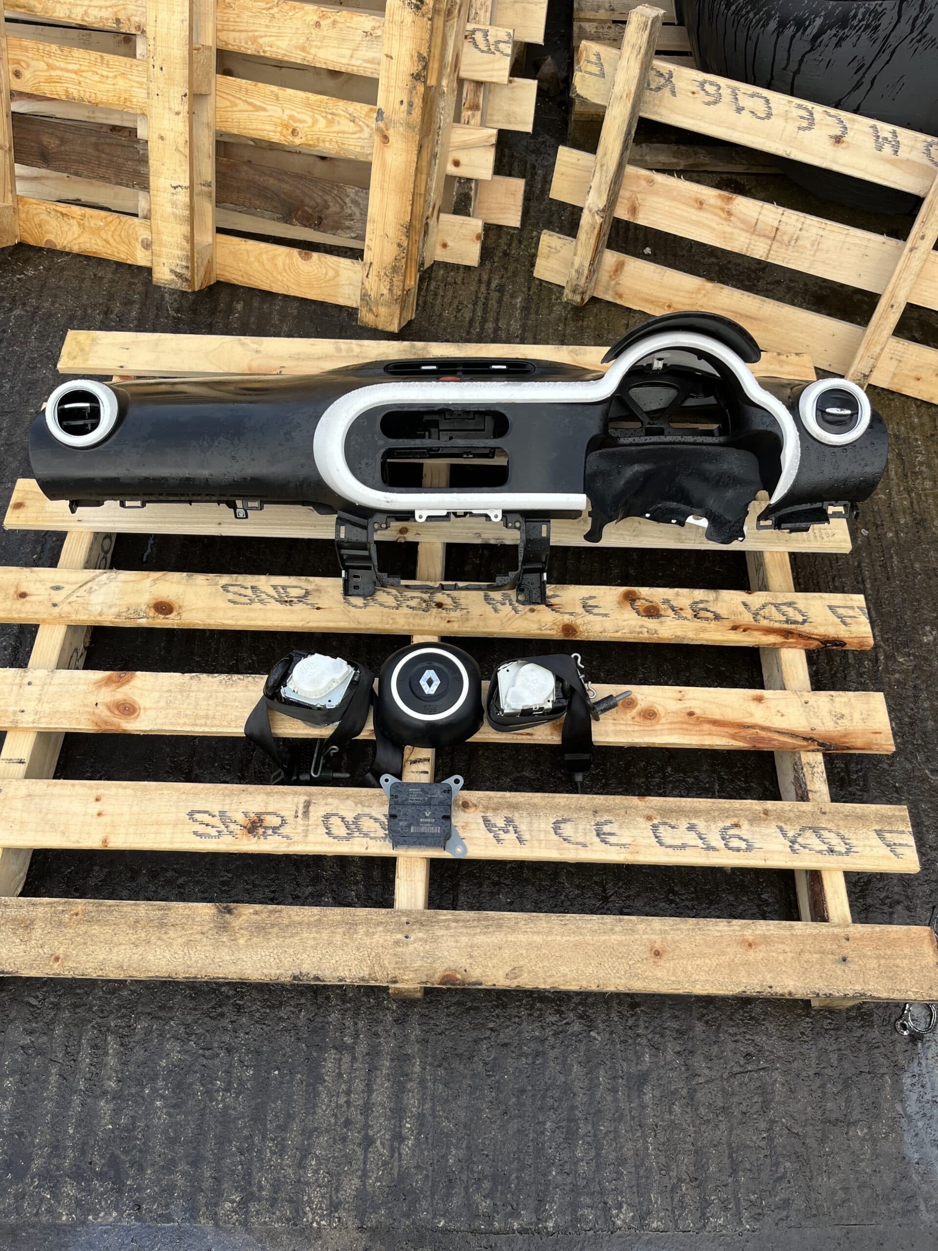 Renault Twingo 2013-2019 5 Door Airbag Kit