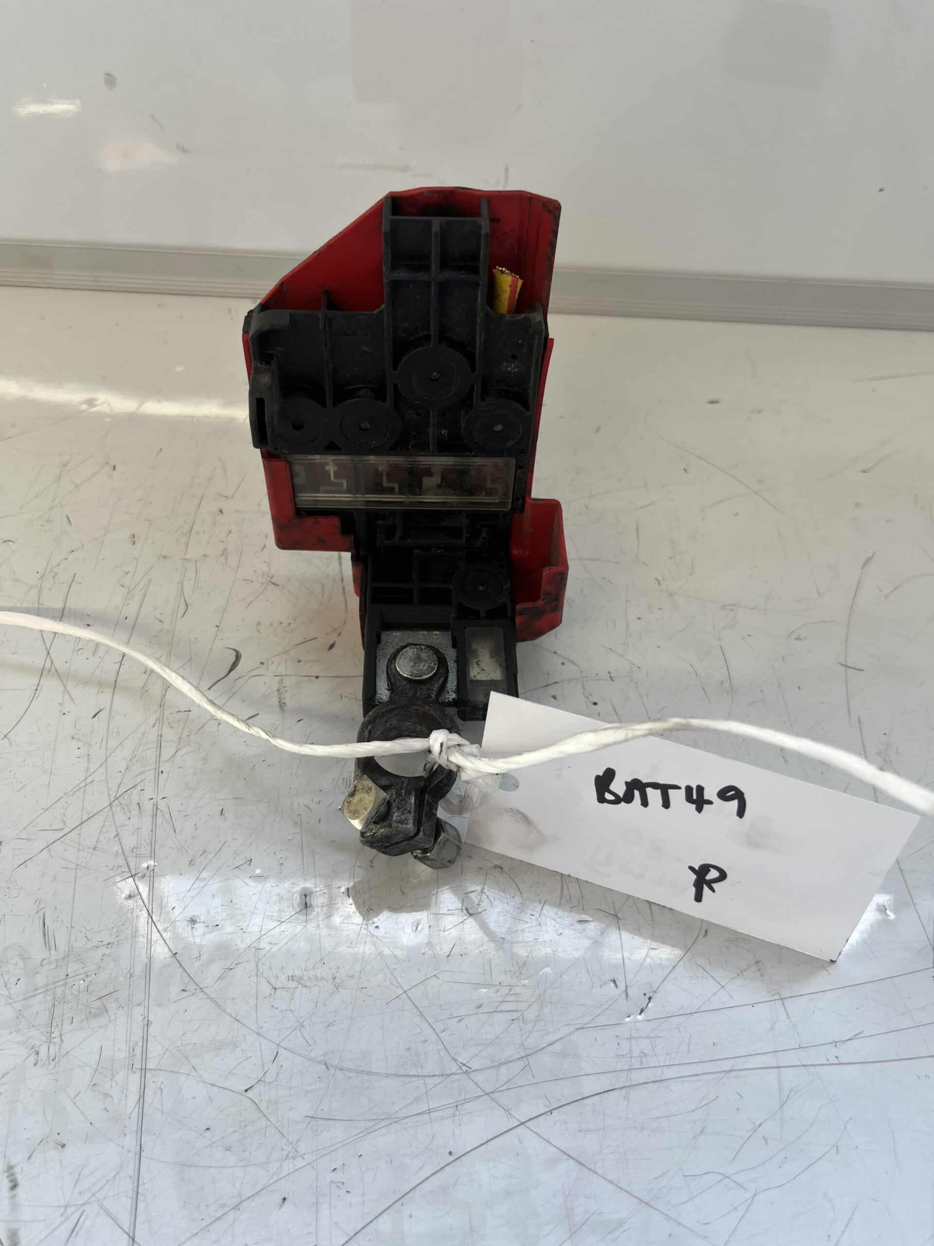 Ford Fiesta 2008-2012 Positive Battery Terminal / Fuse