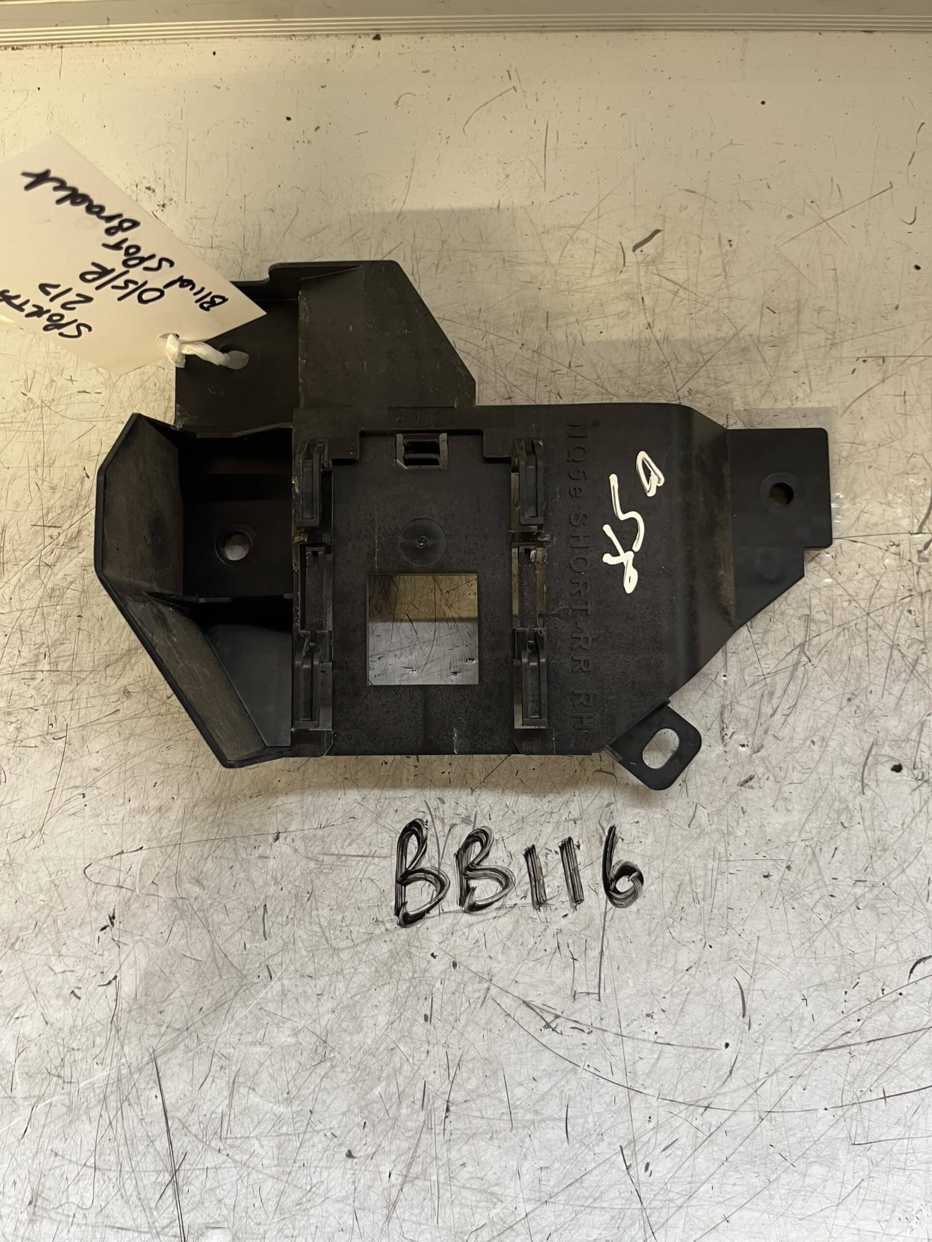 KIA Sportage 2021> MK5 5 Door Off Side Rear Blind Spot Bracket – 28727572