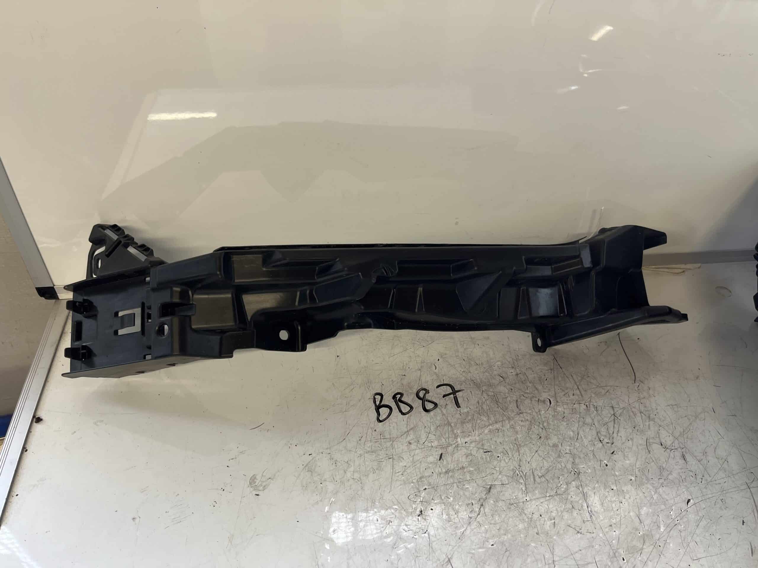 Cupra Formentor 2020-2025 Off Side Headlamp / Bumper Bracket – 5FF807890B