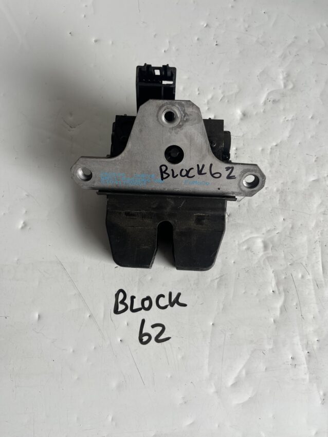 Ford Focus 2008-2011 / Kuga 2008-2012 Hatchback / Estate Tailgate Locking Mechanism -8M51-R442A66-AB