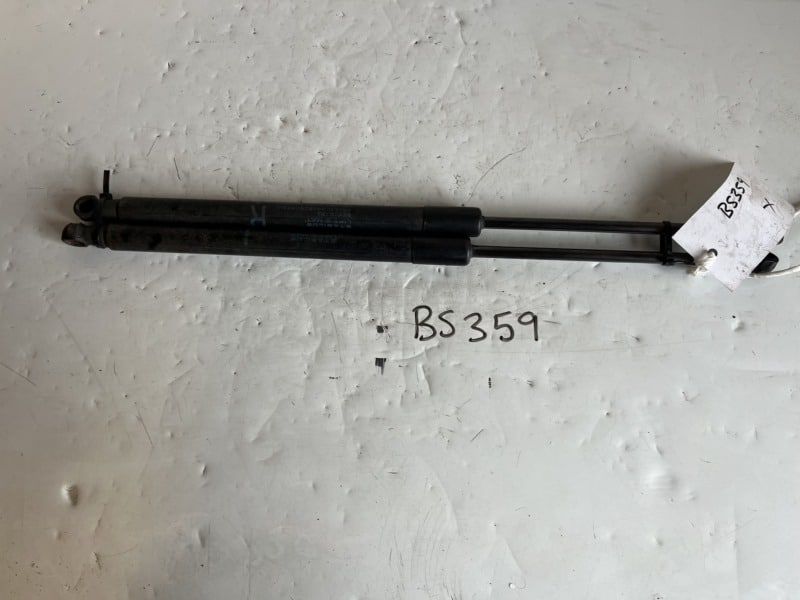 Toyota Auris 2007-2010 Hatchback Tailgate Struts