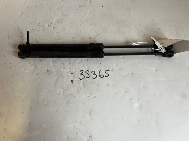 Kia Ceed 2006-2012 Hatchback Tailgate Struts