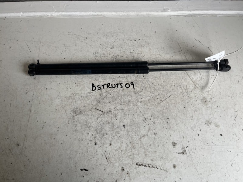 Vauxhall Vectra 2002-2008 Estate Tailgate Struts – PAIR