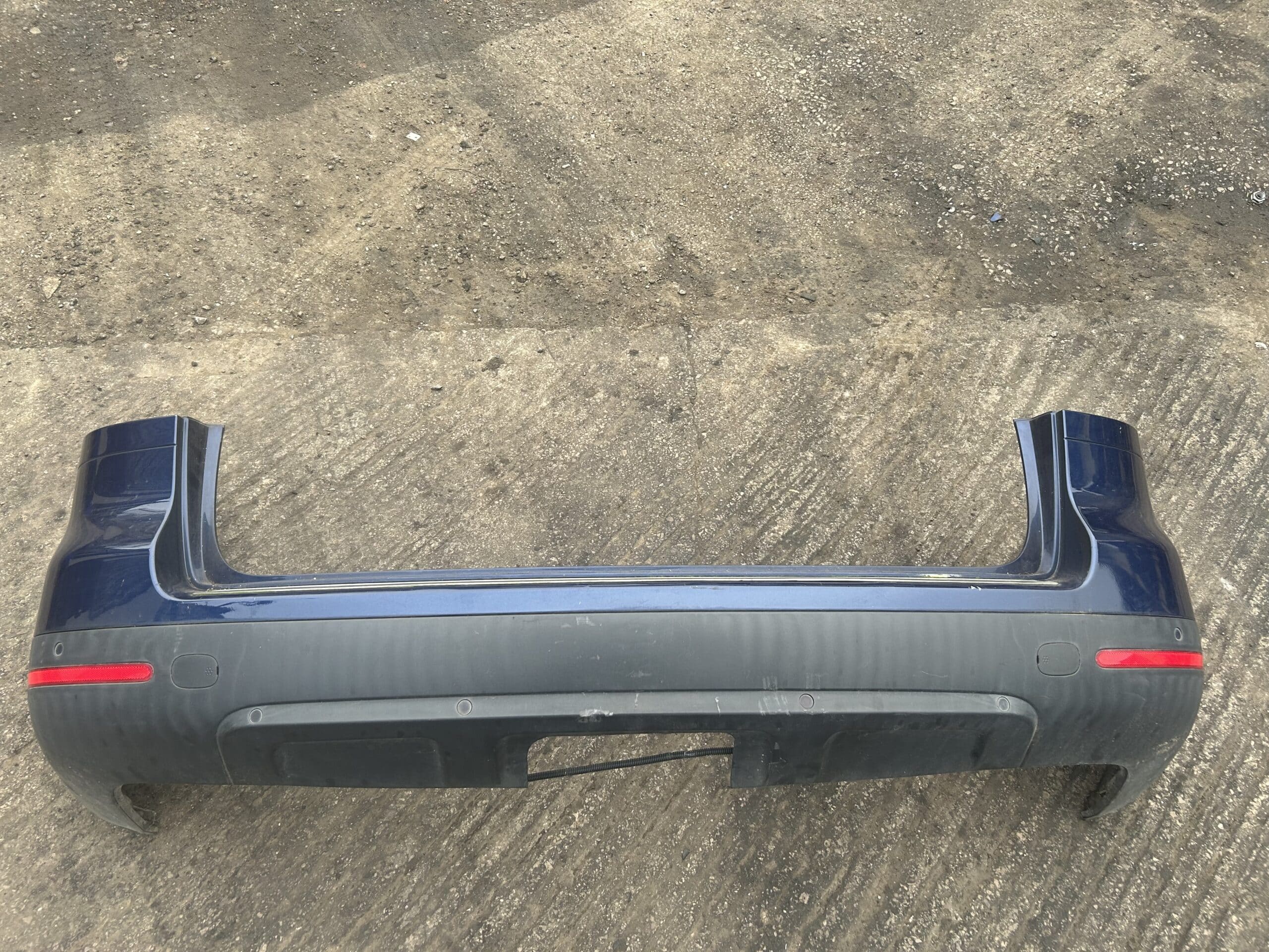 Volkswagen Touareg 2002-2010 5 Door Hatchback 4×4 Rear Bumper With Sensors – BLYE LD5Q