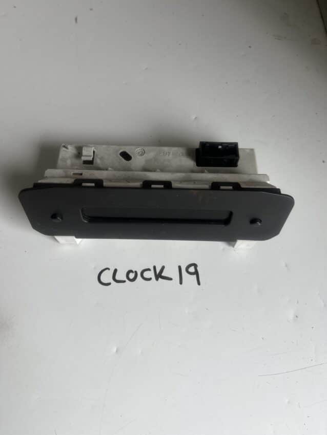 Peugeot 206 1998-2007 Dash Clock – 9647409777 ( 3 Bulb Type )
