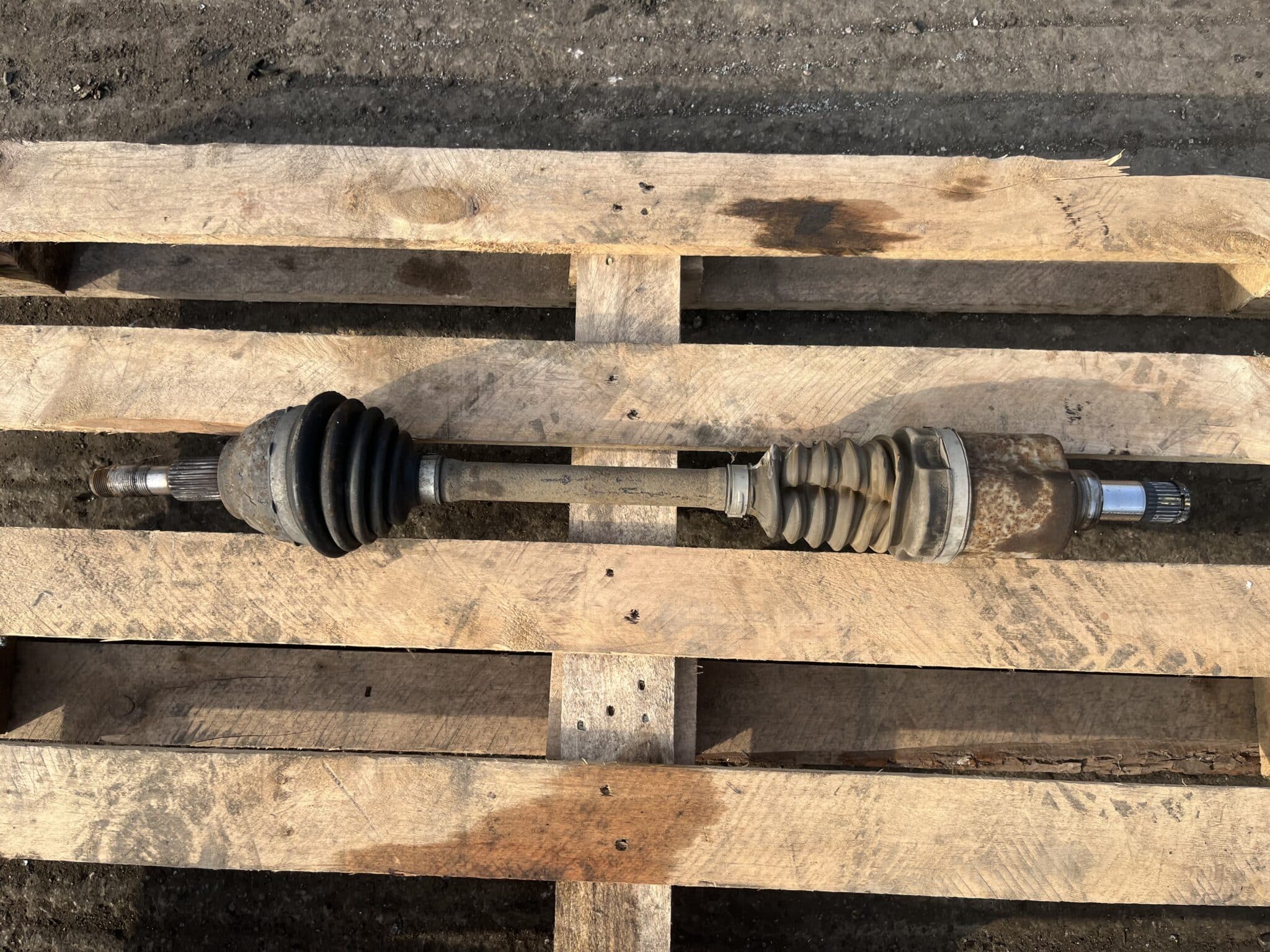 Ford Mondeo 2014-2019 1.5 TDCI Manual Near Side Driveshaft