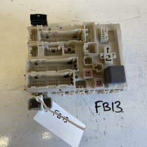 Toyota Yaris 2006-2009 Fuse Box (Under Dash) – 82730-52371