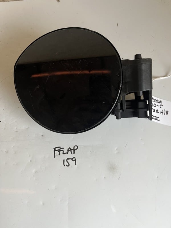 Vauxhall Astra 2010-2015 5 Door Hatchback Fuel Flap – Black Z22C